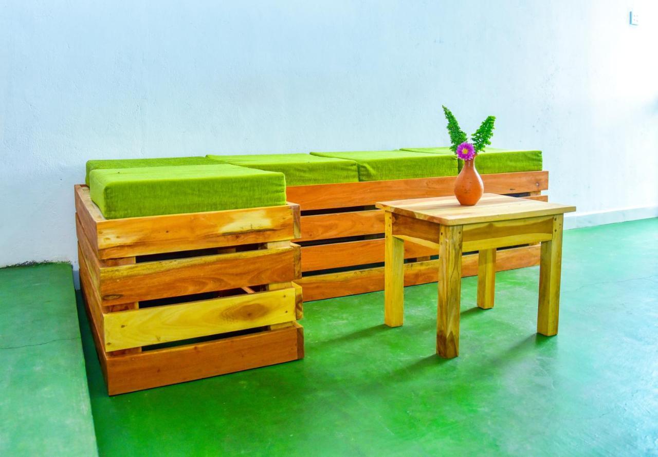 Onestar Ella Hotel Luaran gambar