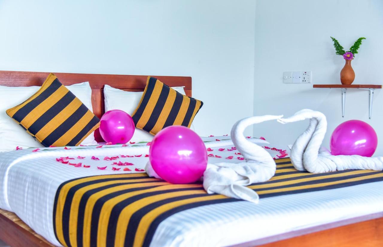 Onestar Ella Hotel Luaran gambar