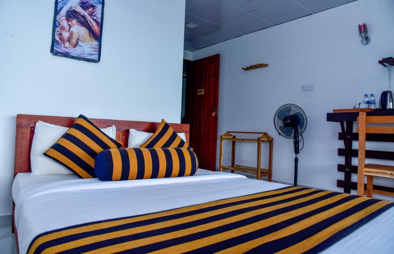 Onestar Ella Hotel Luaran gambar